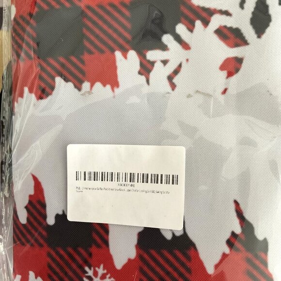 MERRY CHRISTMAS BUFFALO PLAID APRON - Picture 12 of 12